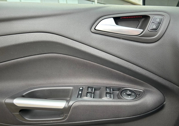 Ford Grand C-MAX cena 52900 przebieg: 144000, rok produkcji 2016 z Wałbrzych małe 781